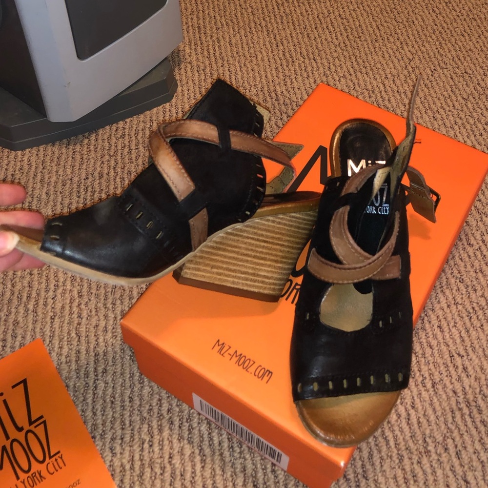 Miz Mooz shoes - lightly worn in great condition - Picture 2 of 4